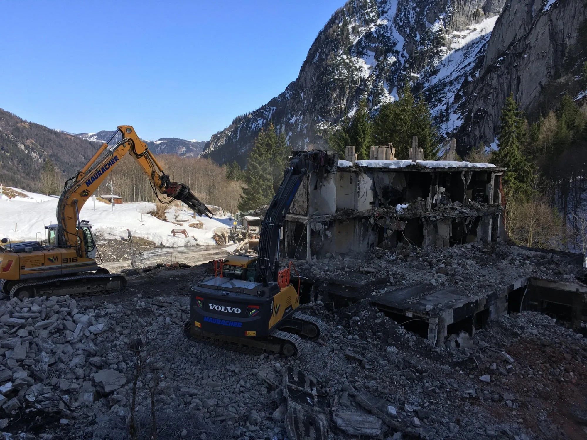 ABBRUCH & NEUBAU GRIESNERALM